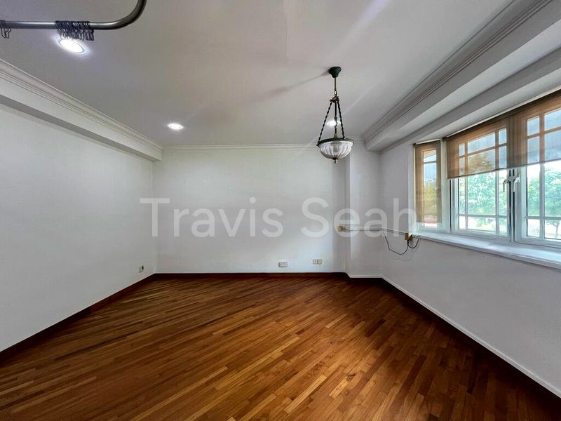 6 Bed Semi-Detached House (Landed) for Sale in  Hougang View - Image 8